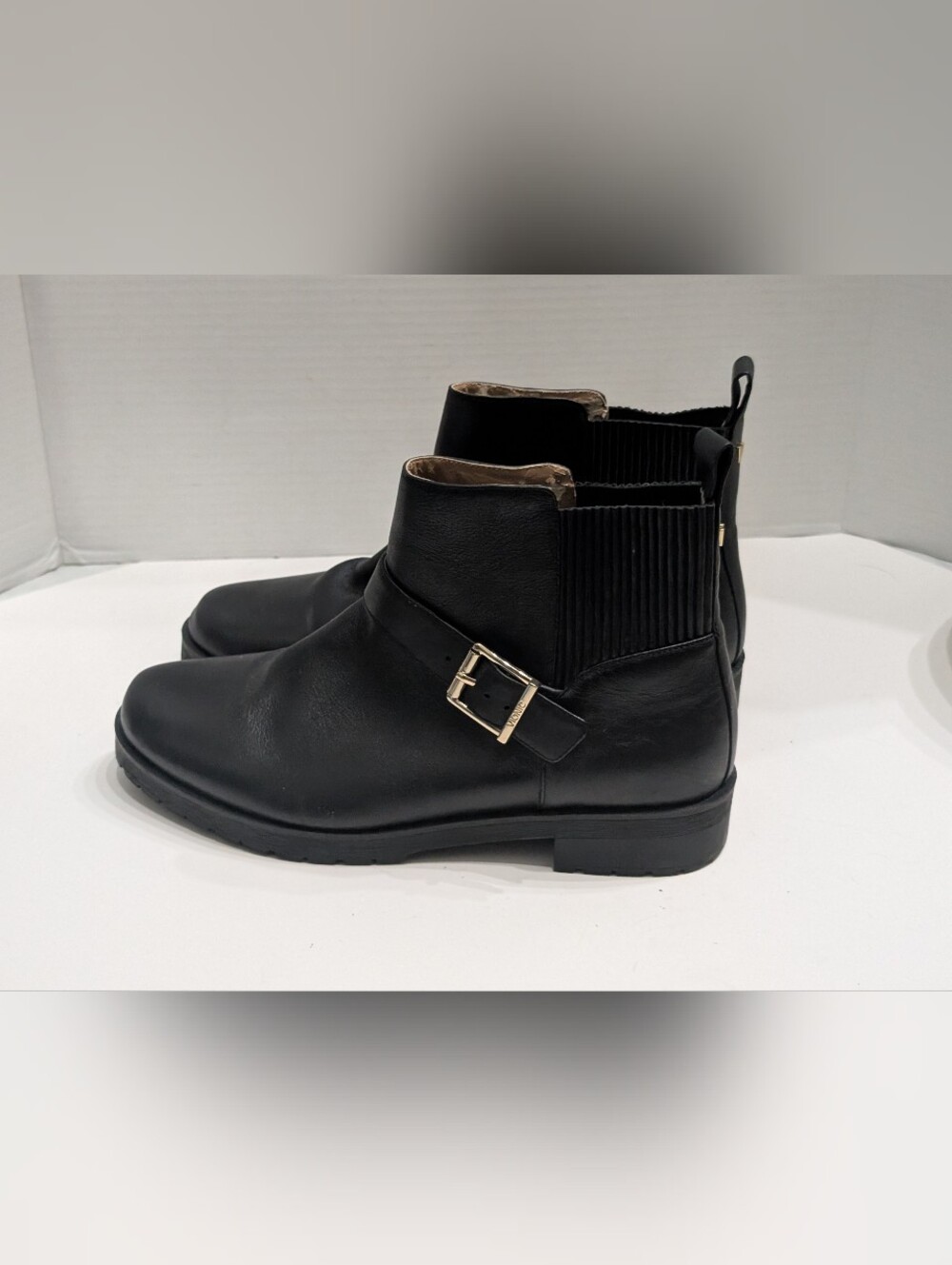 Vionic Women's 11 Mara Black Leather Chelsea Ankle Boots Pull on Arch Support